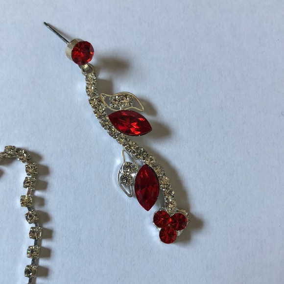 Crystal and Red Jewelry - Perfect for holidays - Picture 3 of 3